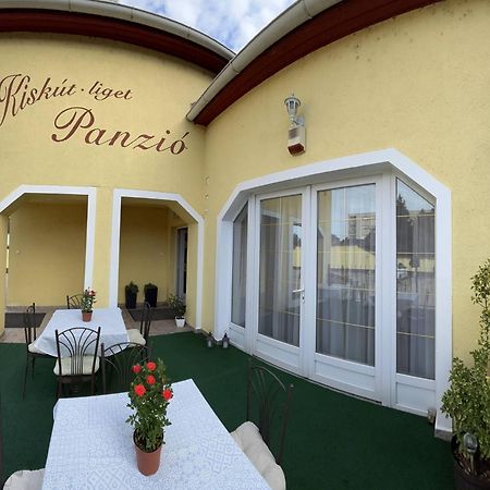 Kiskut Liget Pension Győr Eksteriør bilde